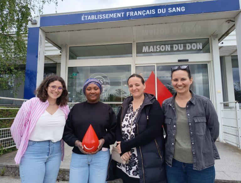 Salariées et encadrantes de Prélude à Rennes mobilisées pour le don du sang